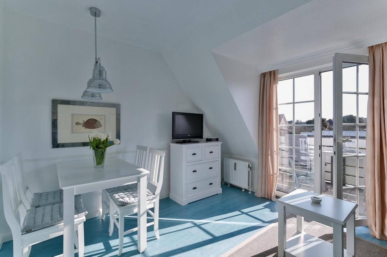 Nelle 1 Stock Apartment Wenningstedt-Braderup Exterior photo